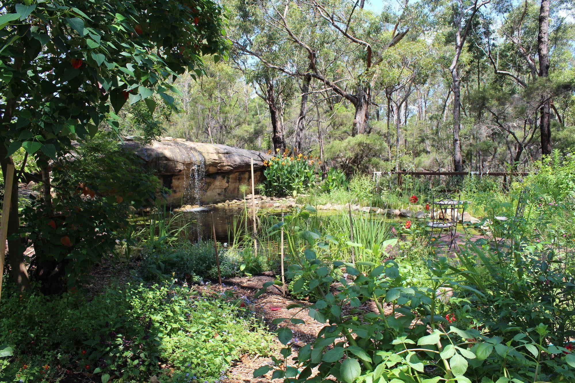 Storey Grange Springwood Exterior foto