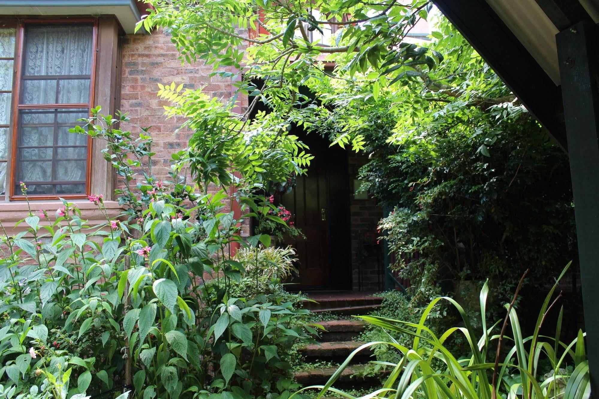Storey Grange Springwood Exterior foto